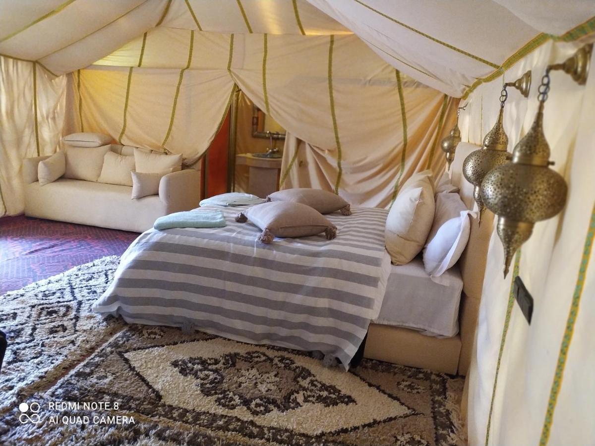 Desert Experience Glamping Hotell Merzouga Exteriör bild