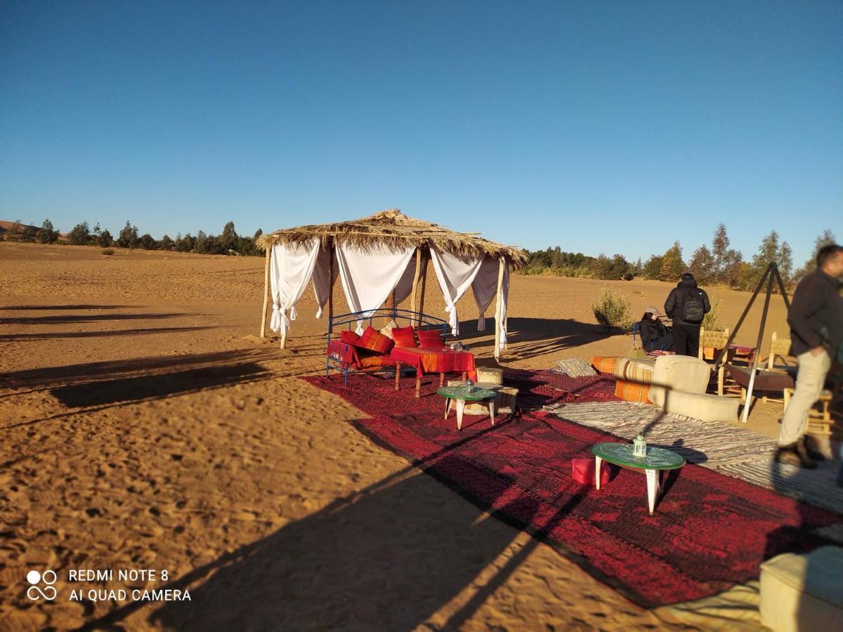 Desert Experience Glamping Hotell Merzouga Exteriör bild