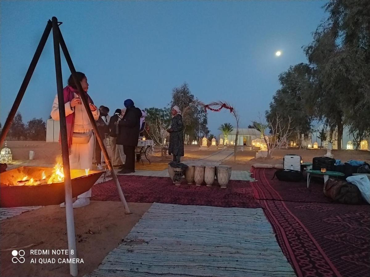 Desert Experience Glamping Hotell Merzouga Exteriör bild