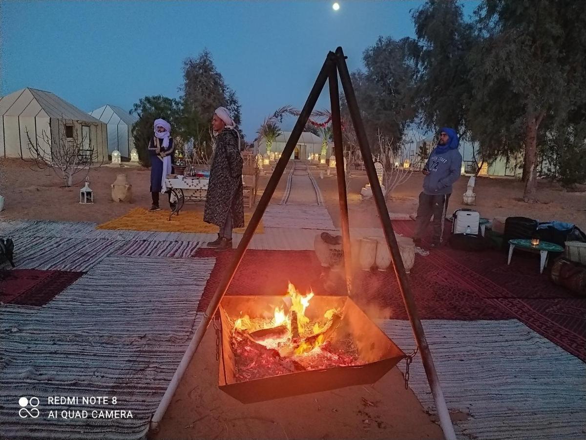 Desert Experience Glamping Hotell Merzouga Exteriör bild